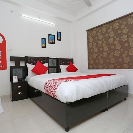 Oyo 11306 Ss Hotel جوراكبور المظهر الخارجي الصورة