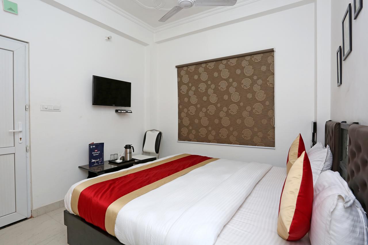 Oyo 11306 Ss Hotel جوراكبور المظهر الخارجي الصورة